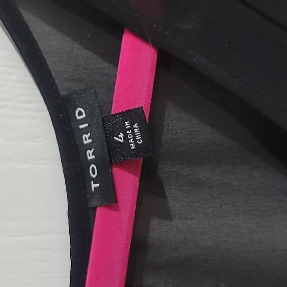 Embroidered tank top - Picture 3 of 7